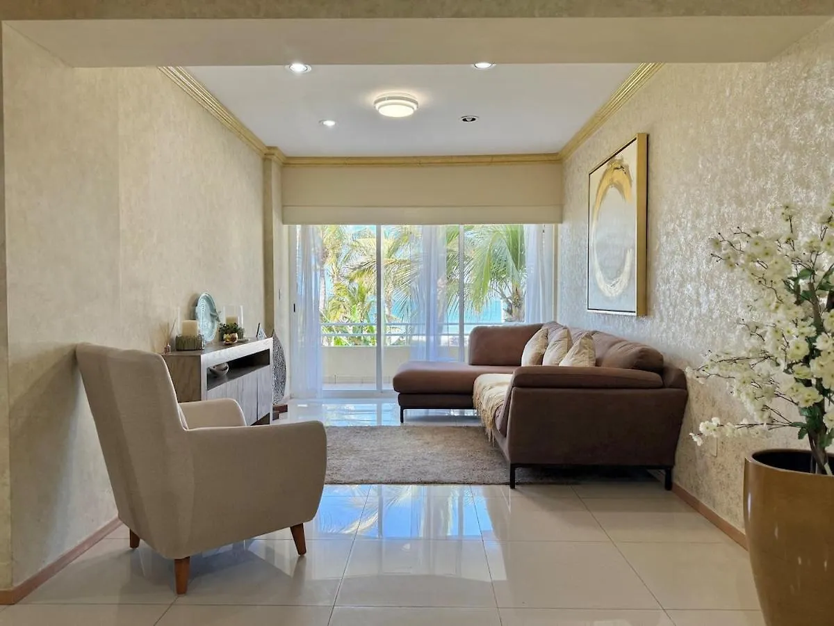 شقة Beautiful Beachfront Space And Pool ماساتلان