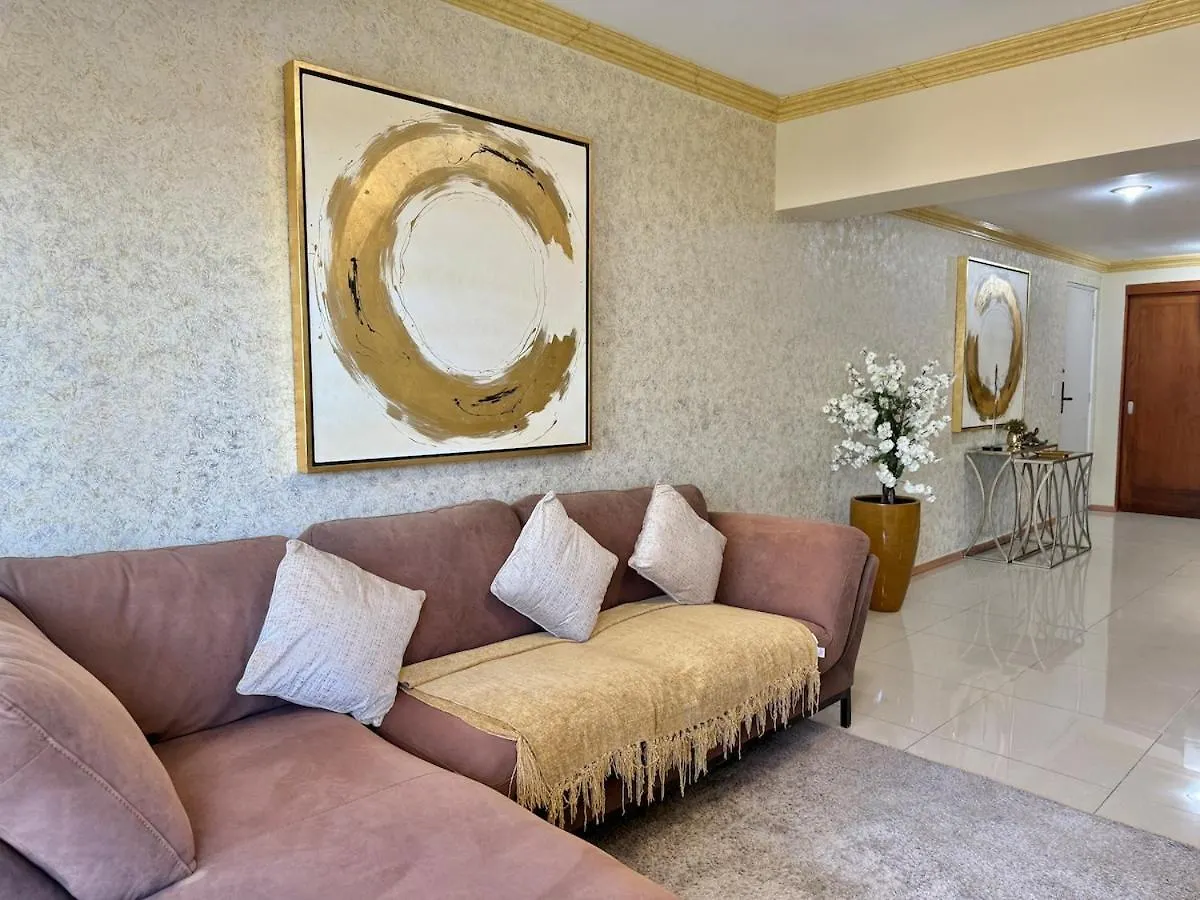 Beautiful Beachfront Space And Pool ماساتلان